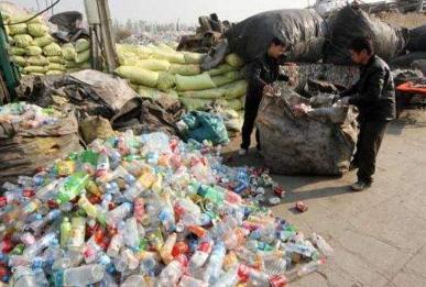 再生资源回收值得重视 废塑料人要知道的2件大事